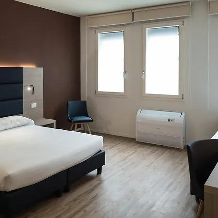 Letto A Castello לינה וארוחת בוקר 4*