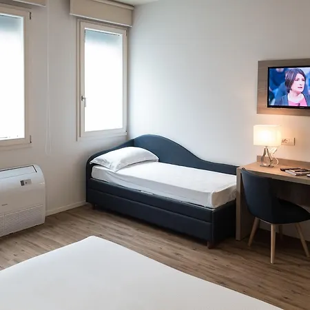 Letto A Castello Nocleg ze śniadaniem Ferrara