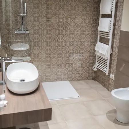 Letto A Castello לינה וארוחת בוקר 4*