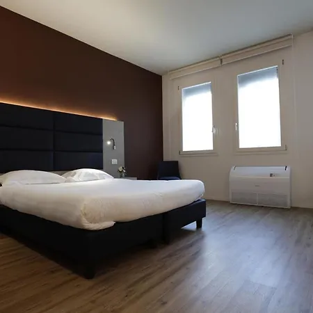 Letto A Castello לינה וארוחת בוקר 4*