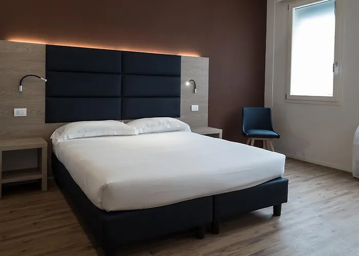Letto A Castello Frühstückspension Ferrara